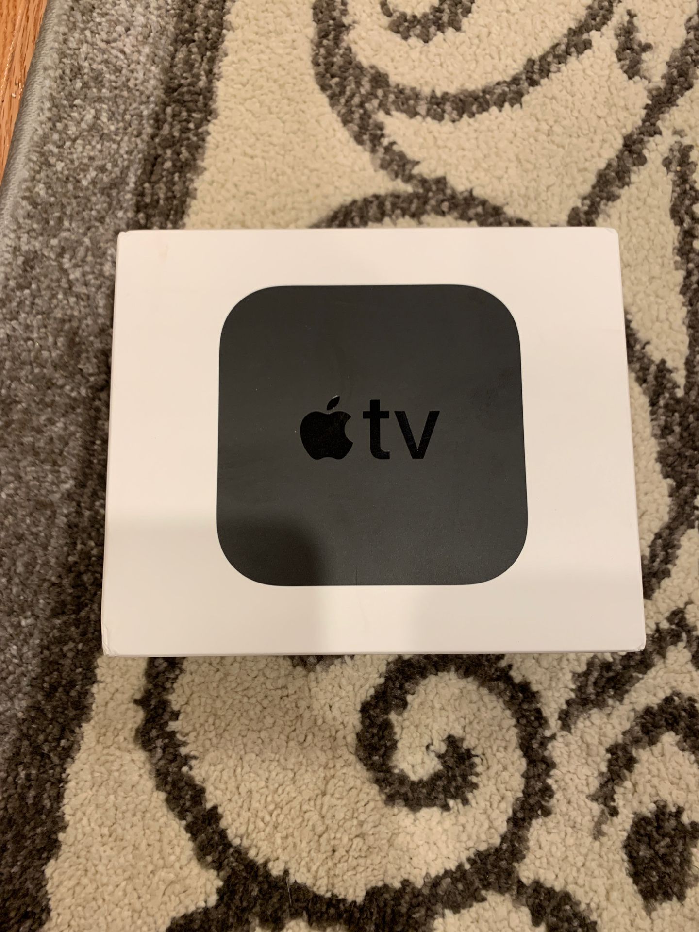 Apple TV 4K like new condition