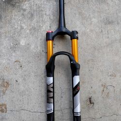 New In The Box 27.5 Front Mountain Bike Suspension Forks