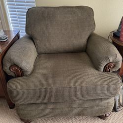 Broyhill Corduroy Large Chair