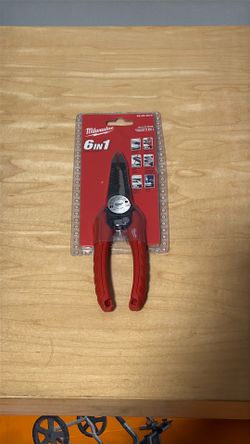 Milwaukee 7.75 in. Combination Electricians 6-in-1 Wire Stripper/Cutter Pliers