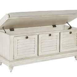 Lift Top Storage Bench..BRAND NEW..FREE DELIVERY 