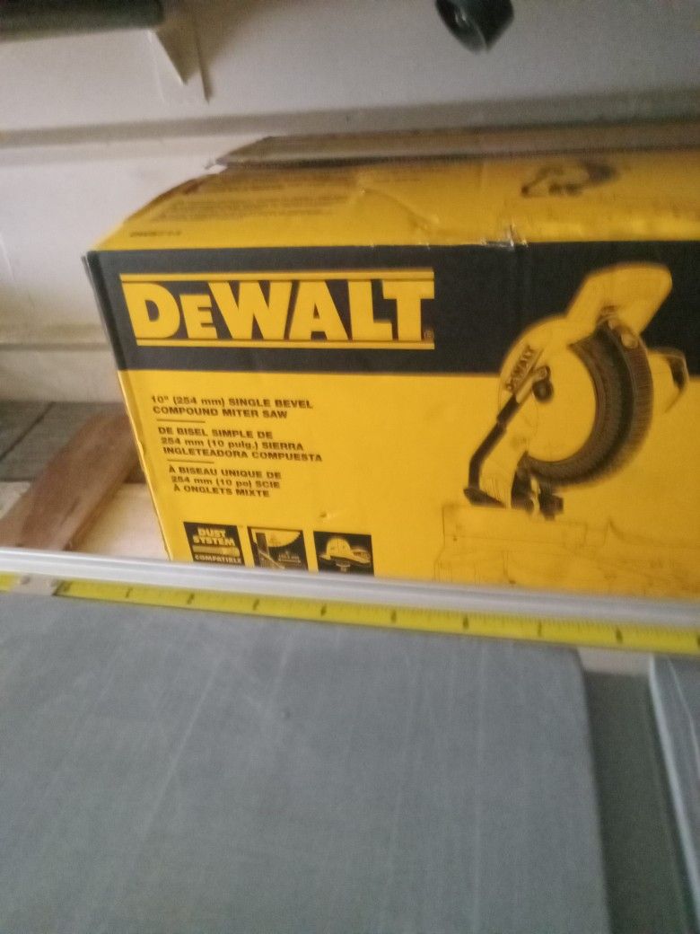 Dewalt 10" Miter Saw