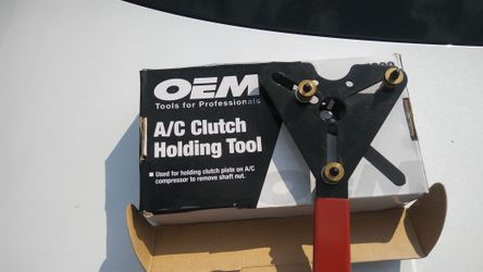 A/C CLUTCH HOLDING TOOL