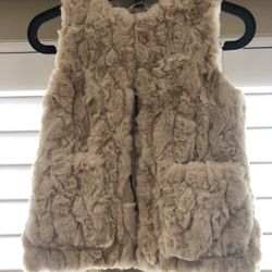 Girl’s Zara Faux Fur Vest