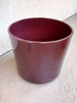 Vintage Gainey USA Made  Burgundy Cylinder Planter Pot C-15