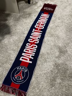 Paris Saint-Germain PSG Qatar Airways Soccer Scarf