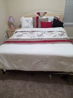 Queen bed with mattress