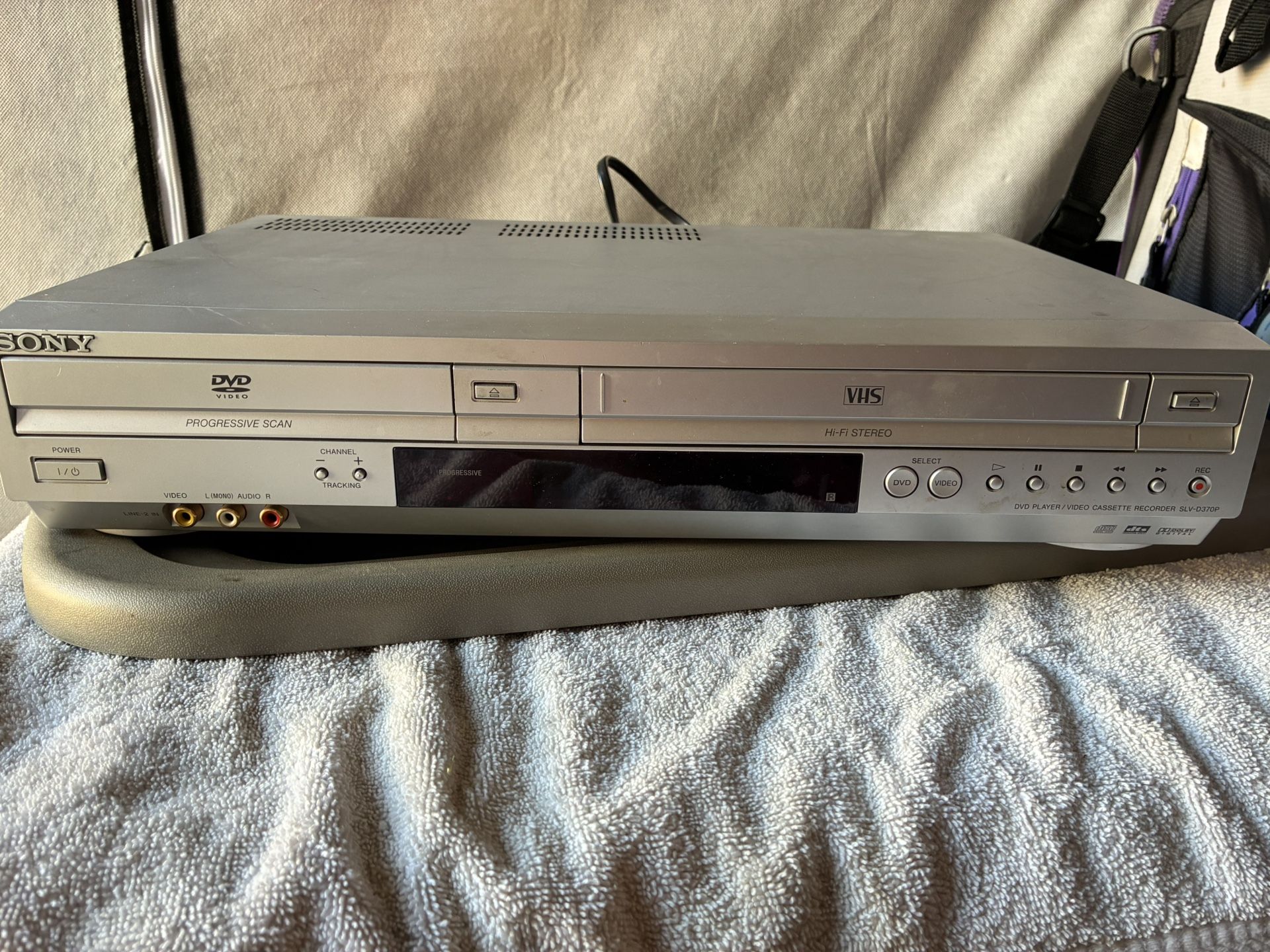 Sony SLV-D37OP (or similar model like the SLV-D271P) DVD/VCR combo player. e