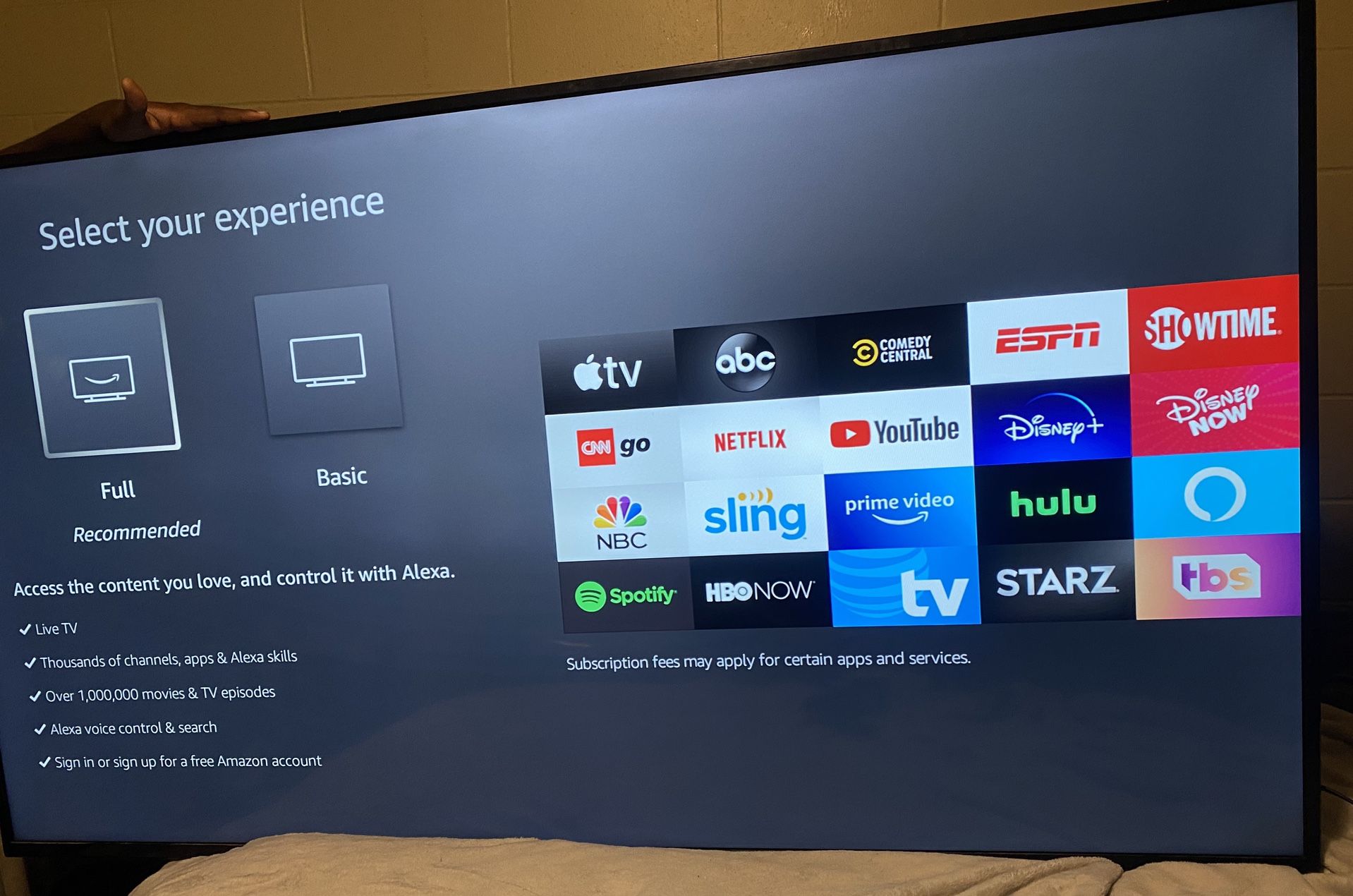 INSIGNIA fire tv 70-inch no remote no legs 🤷🏾♀️