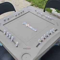 Domino Game/ Yard Games/chairs/ Tables