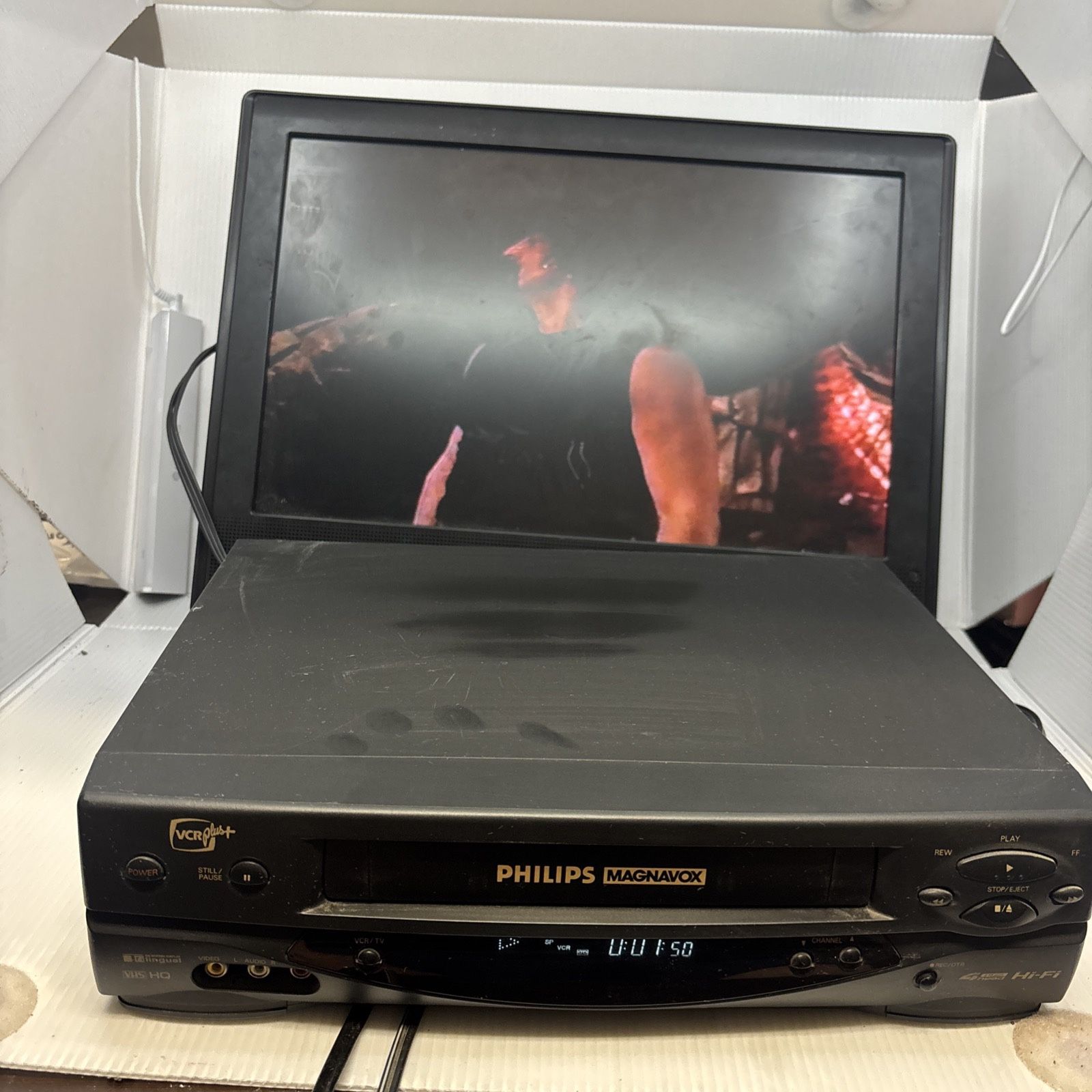 Philips Magnavox VRZ360 AT02 4 Head Hi-Fi VCR Video Cassette Player No Remote