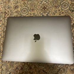 2020 MacBook Air M1 Chip | 8 GB of RAM