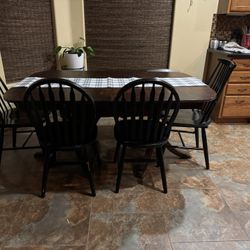 Kitchen Table 