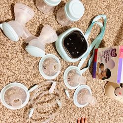 Breast Pump And Storage Bags