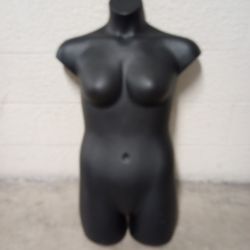 Black Plastic Plus Size Mannequin 
