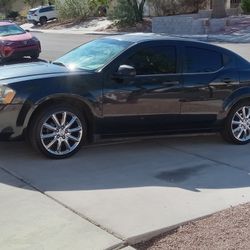 2010 Dodge Avenger 