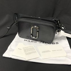 Marc Jacobs Colorblock Snapshot Crossbody bag in  Black