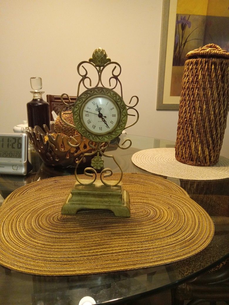 Small Table Clock