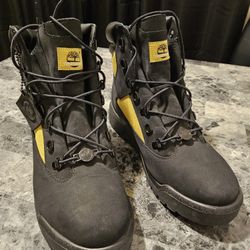 Timberland 6 inch Field Boots  Sz. 10