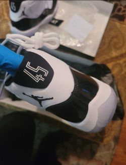 DS Concord 11s (Size 10.5) Condition 10/10