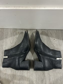 Kenneth Cole Roanne Chelsea Boots size 6.5 women’s