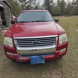 2010 Ford Explorer XLT