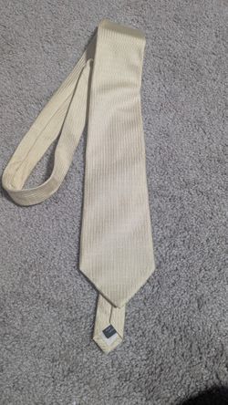 VINTAGE BUGATTI ALL SILK TIE