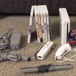 Nintendo Wii Console Lot with Pokemon, Mario Galaxy Games