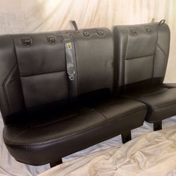 2016 - 2024 Toyota Tacoma, rear Black Leather seats And side panels in perfect condition