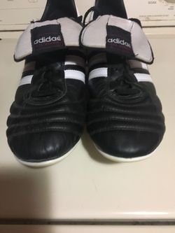 Copas size 12.5 only worn 3 soccer games they are to big for me! Paid 120 plus tax will let go for 90