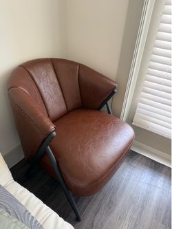 Brown Vinyl Lounge Chair