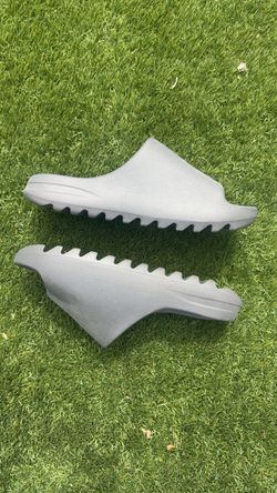 Adidas Yeezy Slide Gray size 12