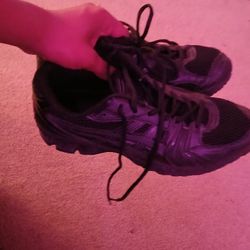 New Balances Size 11 Men(no Trades)