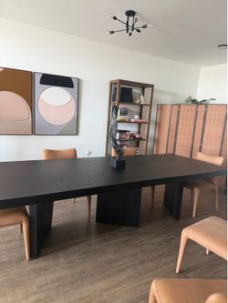COCO REPUBLIC DINING TABLE