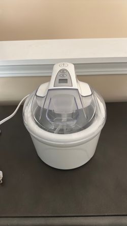 Pampered Chef Electric Ice Cream Maker