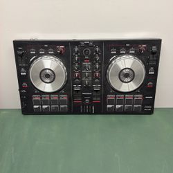Pioneer DJ DDJ-SB series performance DJ controller