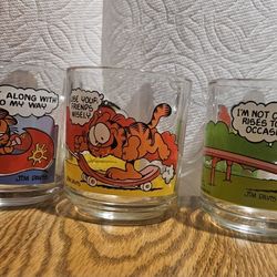 VTG1978 MCDONALS LOT OF 3 GARFIELD PRINTS COFFEE CUPS/MUGS