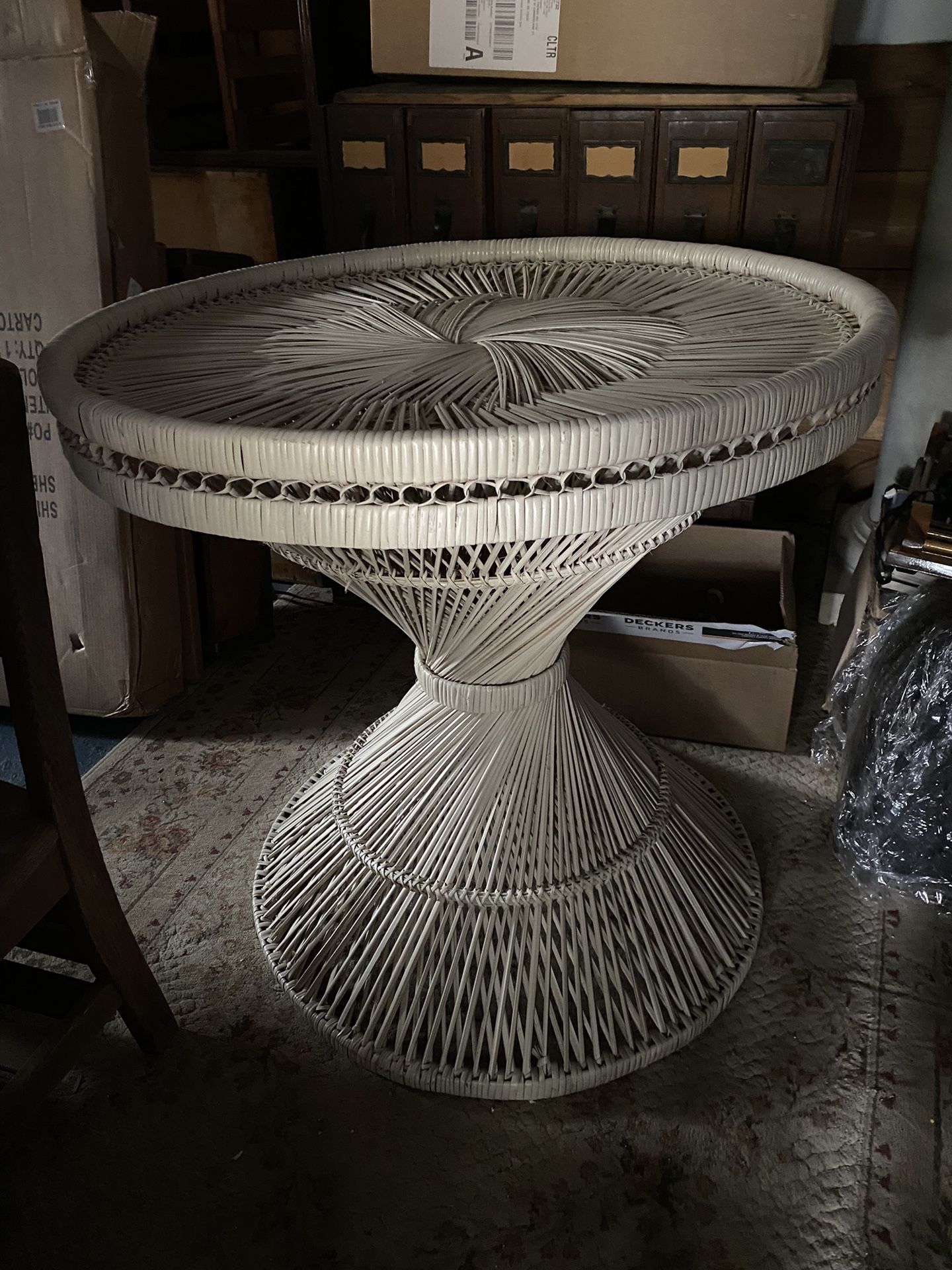 Vtg Wicker Table w/ Removable Acrylic Top ~ Gorgeous! 