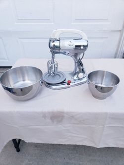 Vintage Hamilton Beach Mixer