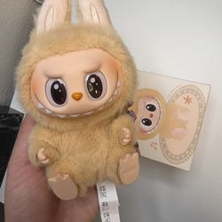Labubu (POPMART)