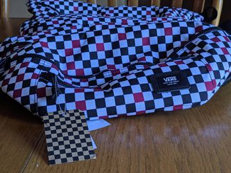 Van's Cross Body Bag / Oversized Fanny Pack - Retail $29.99