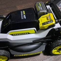 RYOBI

40V HP Brushless 20 in. Cordless Electric Battery Walk Behind Self-Propelled Mower with 6.0 Ah Battery and Charger