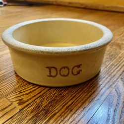 Vintage RRP & Co Robinson Ransbottom and Co Yellow Pottery Dog Bowl 8” Roseville 