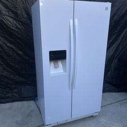 Kenmore Refrigerator 