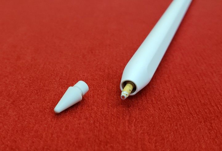 Apple Pencil USB-C - A3085 - White - Working for Sale in Lancaster