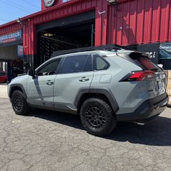 Black Rhino BOXER And Falken Wildpeak AT4w Wheel And Tire Package