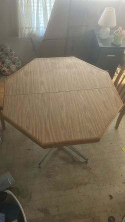 Dining Table W/2 Chairs And Leaf