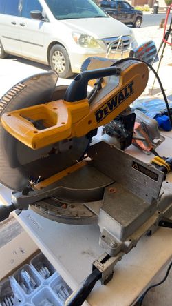 Dewalt 12” Double Bevel Compound miter Saw