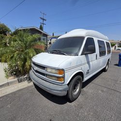 1998 Chevy Van Express 1500 Explorer 