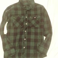 Forest Green Plaid Long Sleeve Button Shirt Italy Size Medium Selling $10 Perfect Condition 
